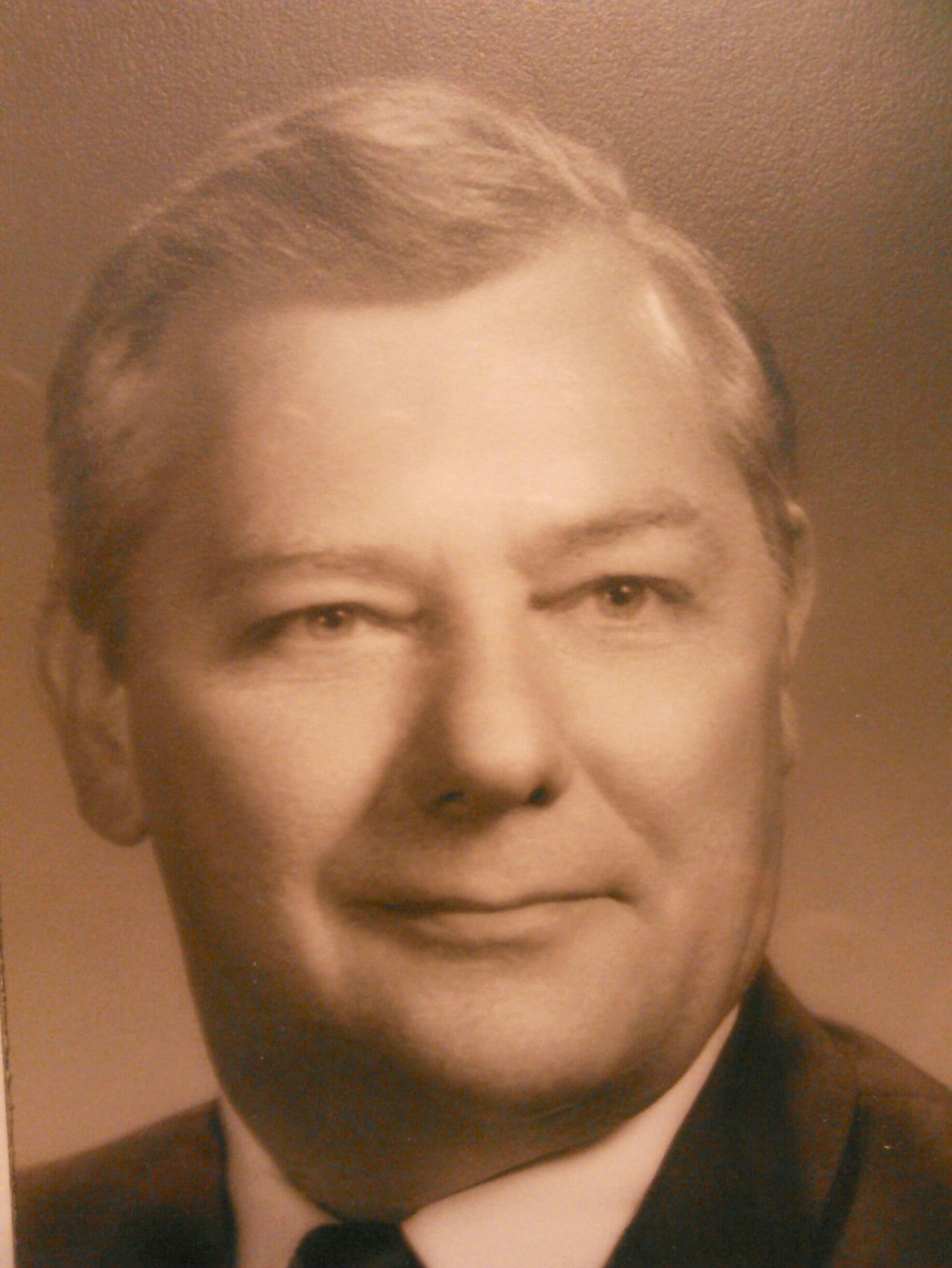 Obituary of Kenneth Samuel Whitaker