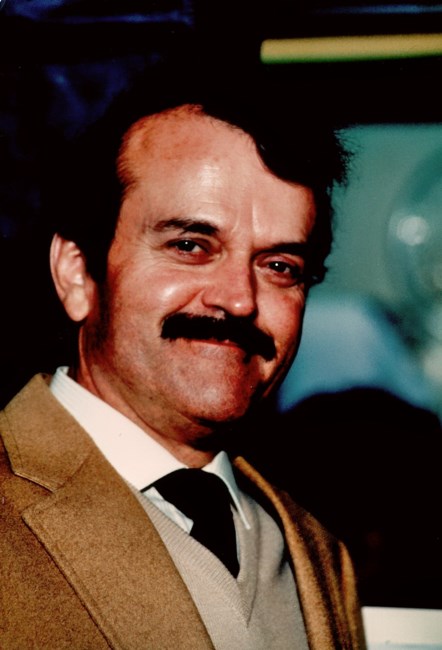 Obituary of Floyd Waite Thomas