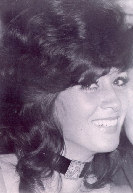 Obituary of Phyllis Wells Russell