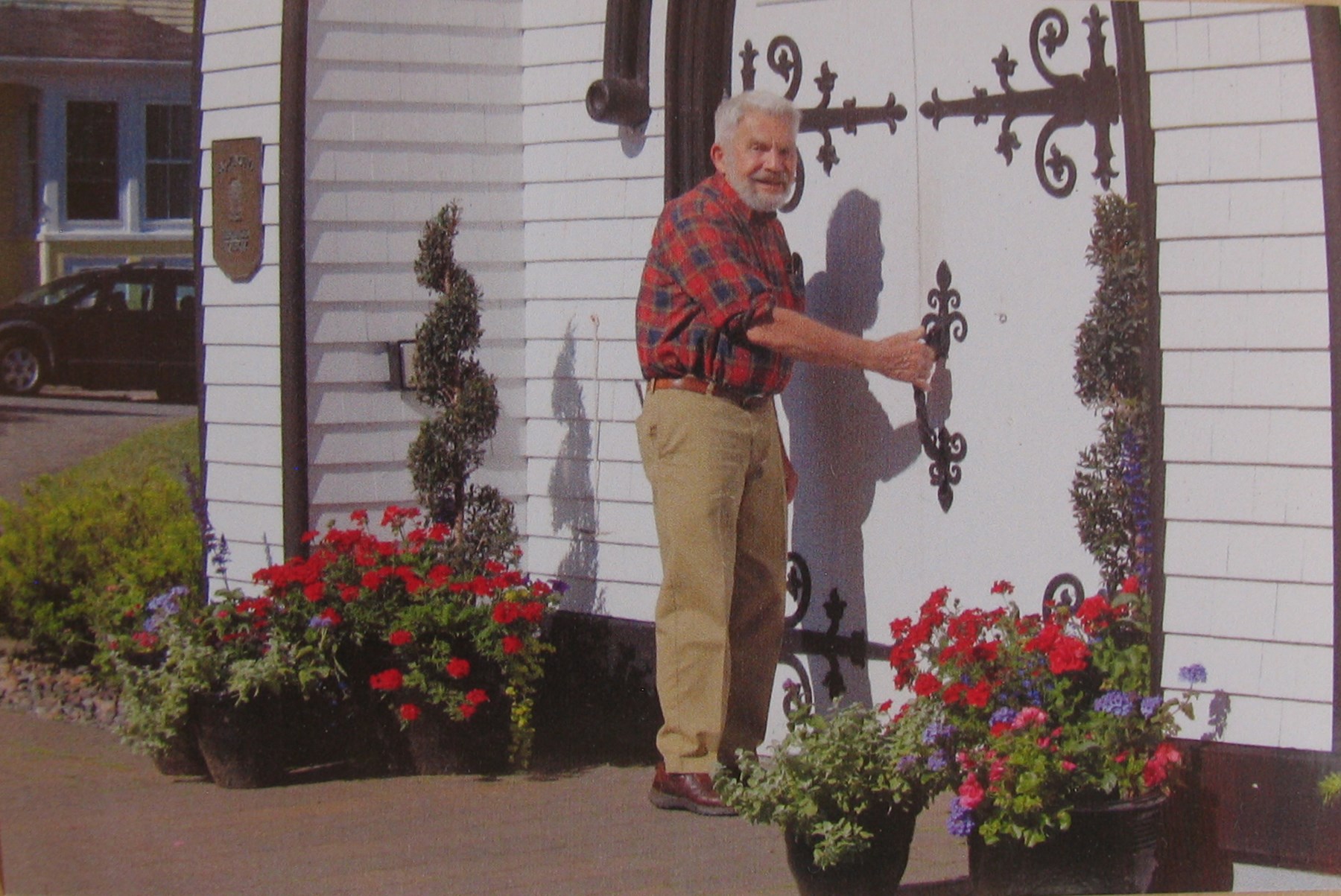 Obituary of Charles Blanchard Phelps III