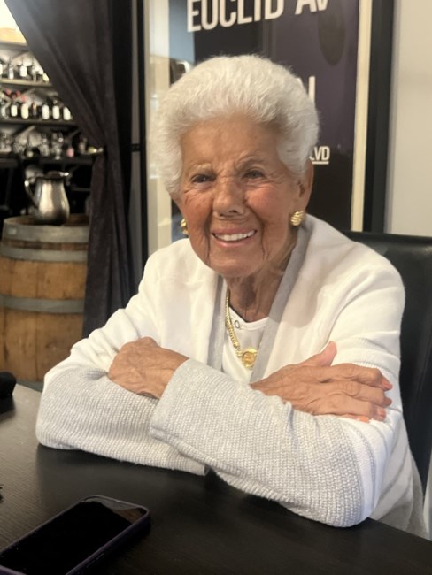 Obituary of Marjorie Grodner Housen