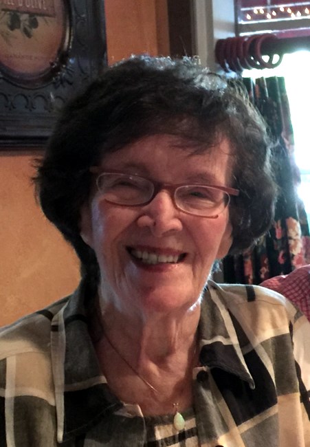 Obituary of Julia De La Cour Hueske