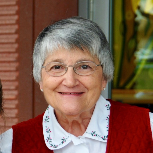 Obituary of Edwina "Winnie" Fern (Precht) Clark