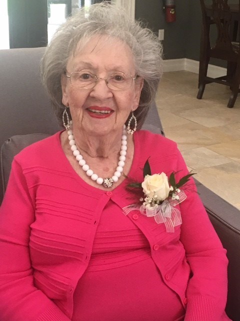 Obituary of Estelle "Toots" Ruth Esrock