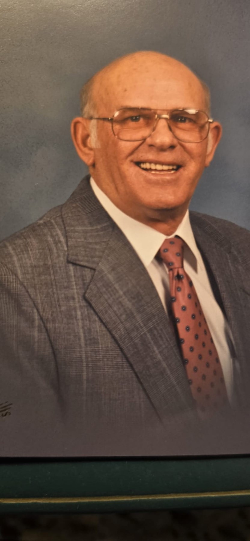 Obituary of George Howard Lindler