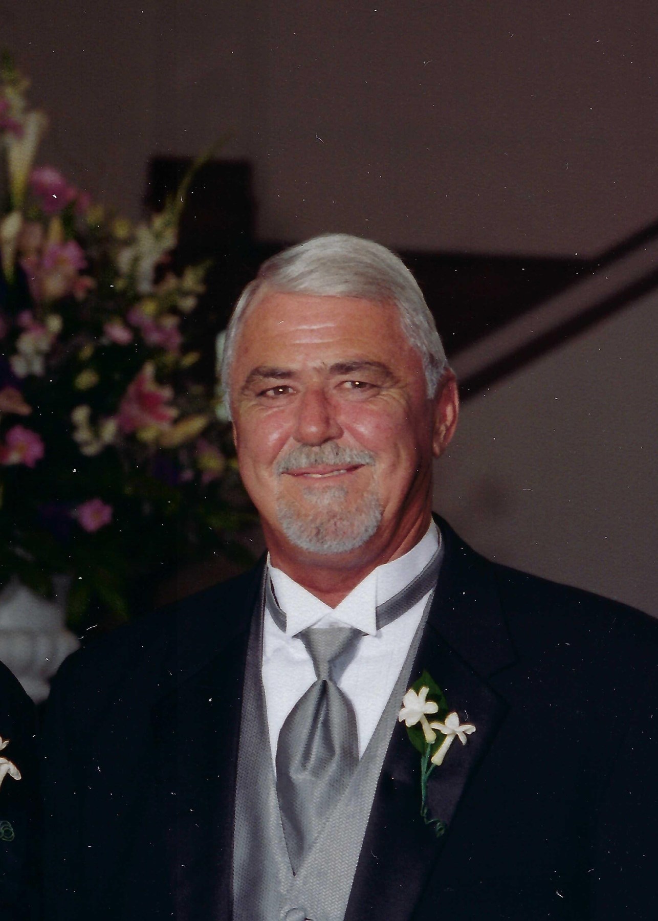 Obituary of Donnie Louis Neece
