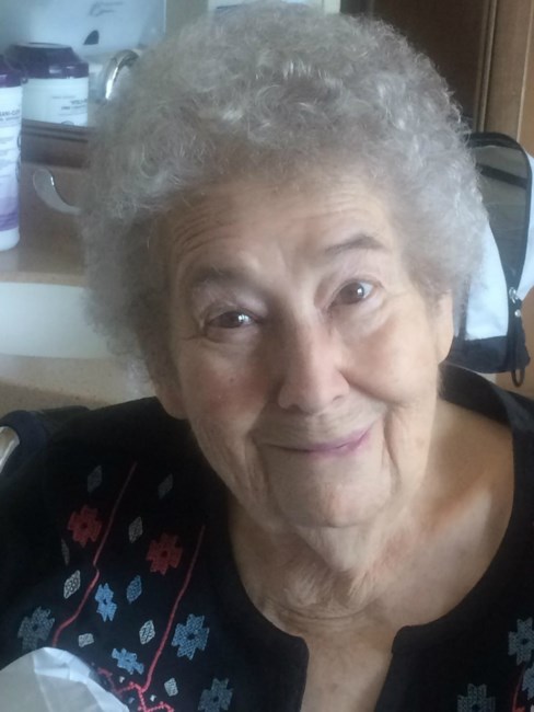 Obituary of Iris VanDavier Johnston