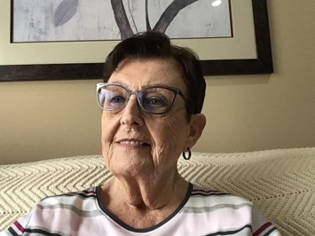 Obituary of Mary Jeanne Hoekstra