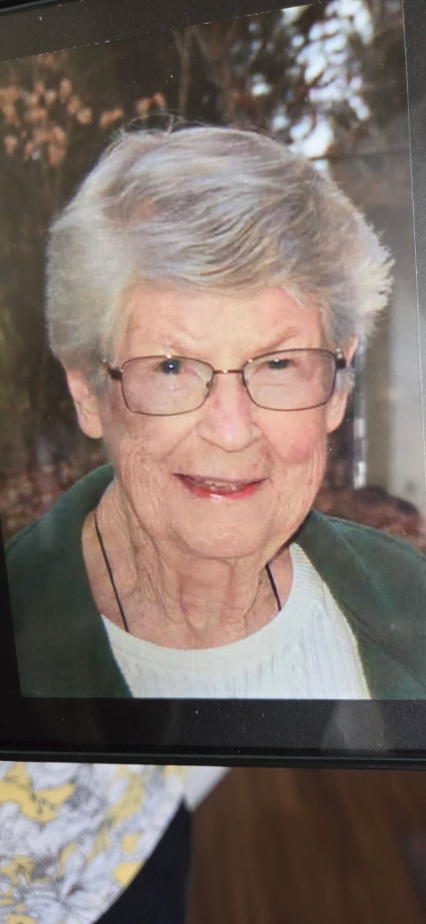 Obituary of Florence E. Tipple