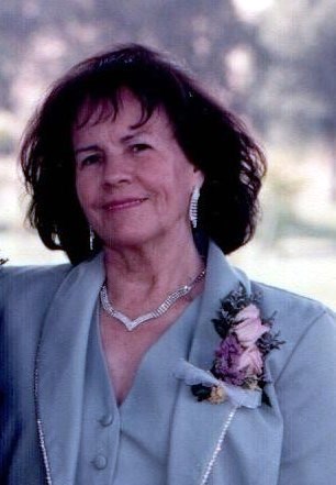 Obituary of Esperanza Campos