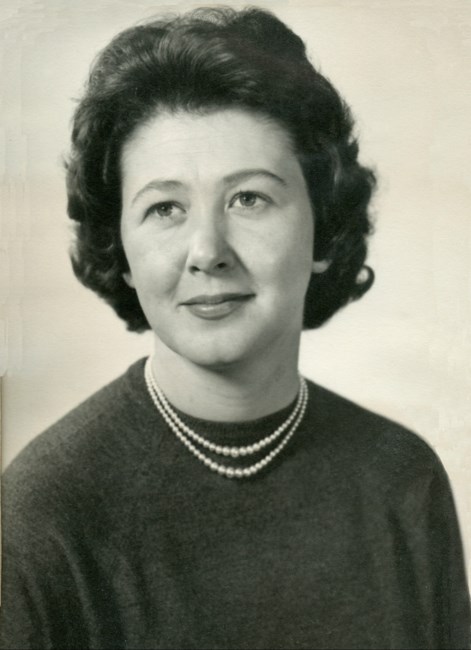 Obituary of Christina Shirley Macgillivray