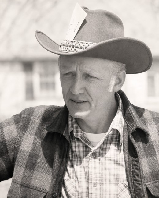 Obituary of Robert Henry Lindgren