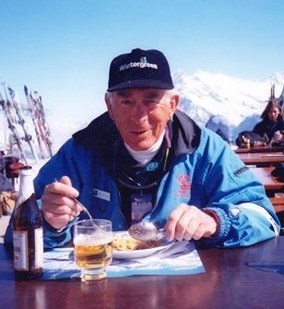 Obituary of James Earle Holliday