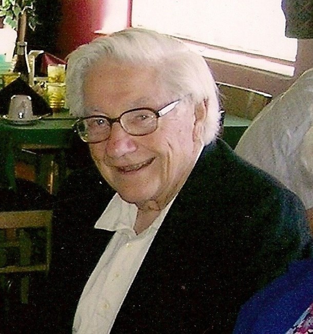 Obituario de Robert Paul Kirchhoff