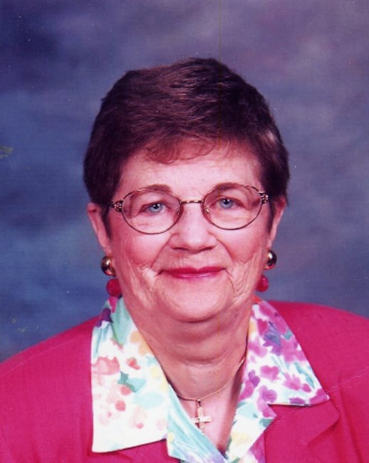 Obituary of Maxine E Hutchison Dinius