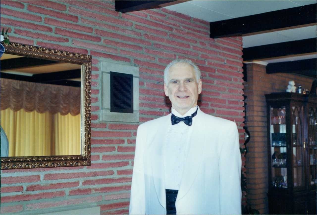 Obituary of Louis Robert Vostatek