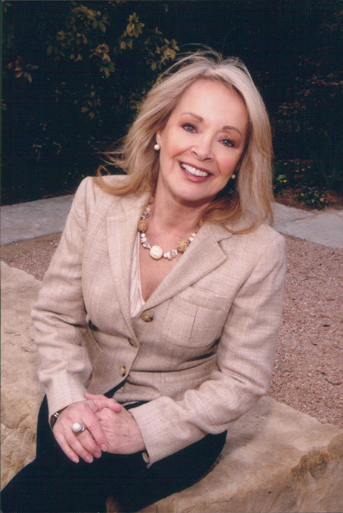 Obituary of Linda Loy  Anderson