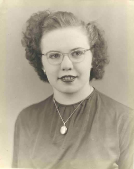 Obituario de Jean Elizabeth McKinnon