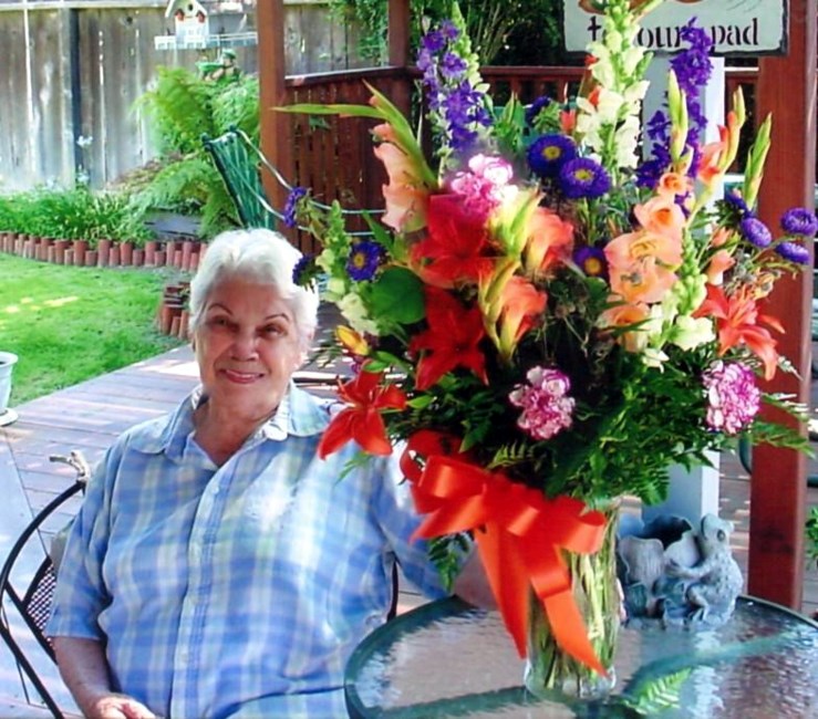 Obituary of Emily G. Flores