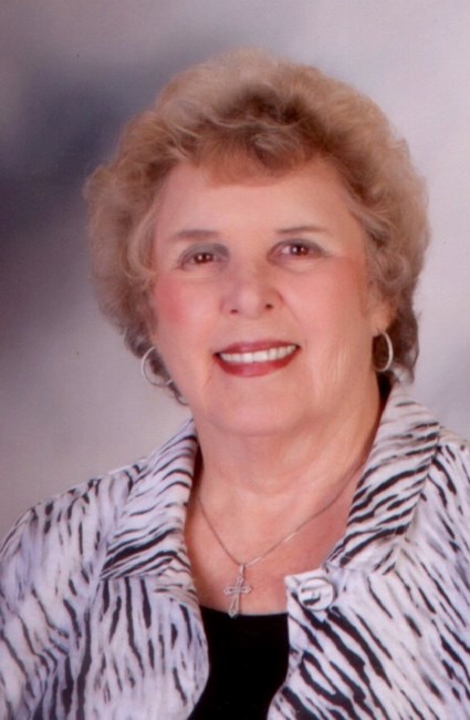Obituary of Carolyn Wood Brown