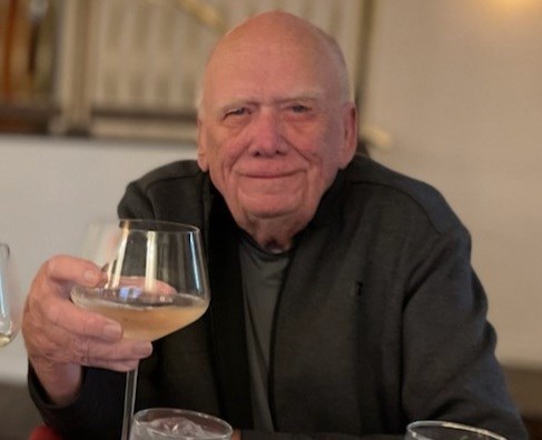 Obituary of Lynn Erling Thompson