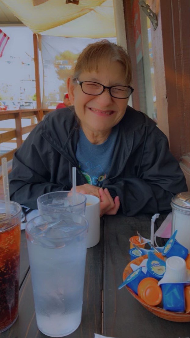 Obituary of Jennifer Lynne Travis