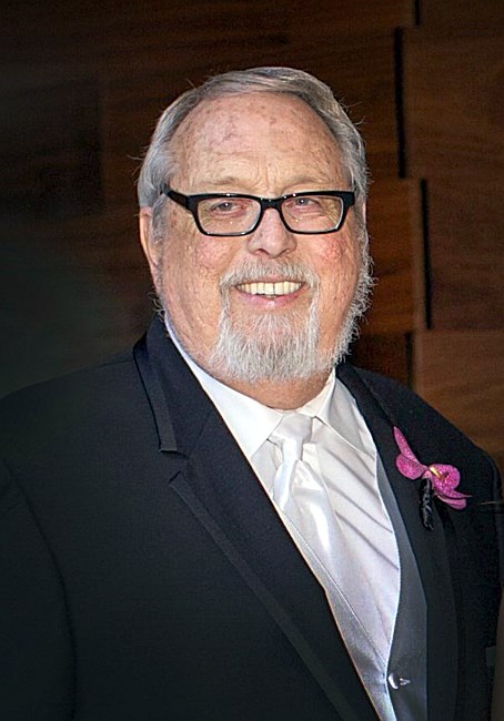 Obituario de James Dennis Russell