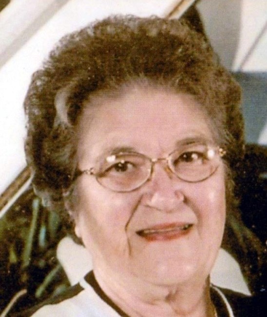 Obituary of Iris Nell Land