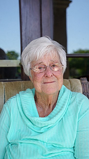 Obituary of Stella Walker