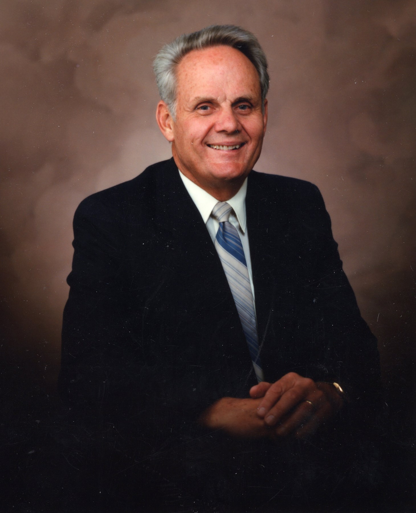 Cartmell Davis Obituaries - 17qm5cv