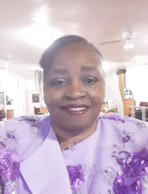 Obituary of Gwendolyn John