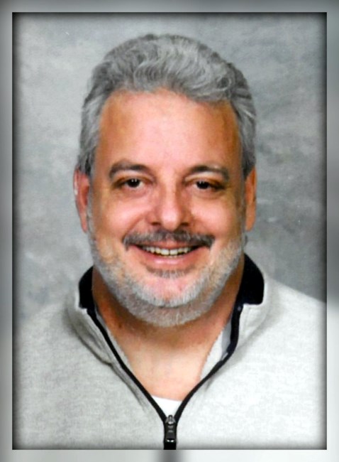 Obituario de James McEwen Sullivan