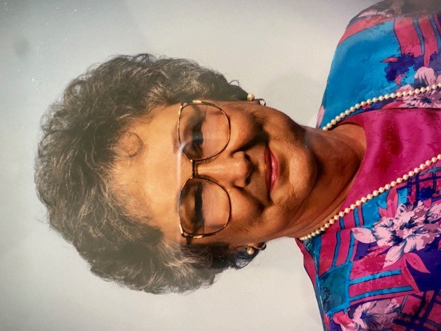 Obituary of Dorothy "Chris" Christine Curlee