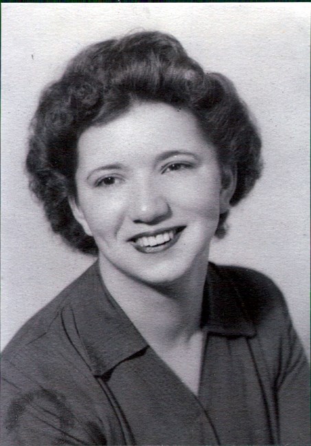 Obituary of Mrs. Marita Favali Comazzetto