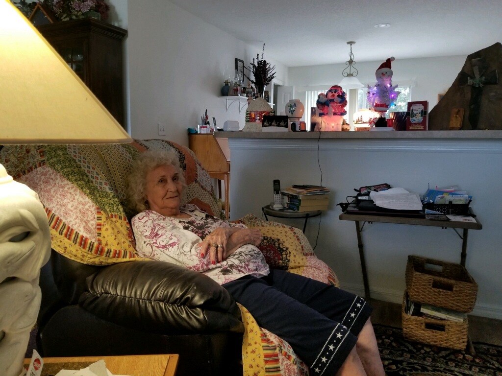 Avis de décès de Dolly R Van Winkle