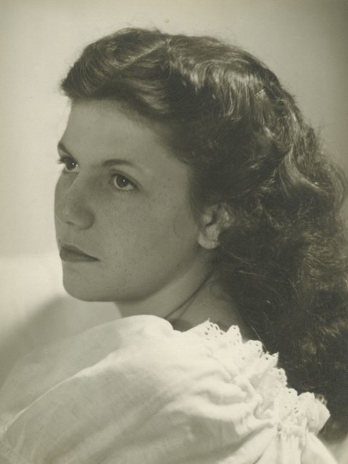 Obituary of Elinora J Smith