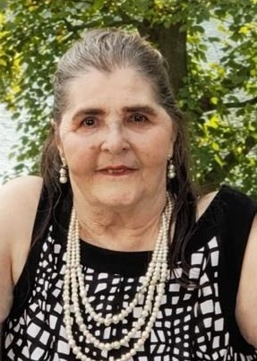 Obituary of Sandra Hutton