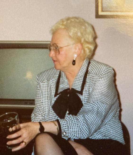 Obituary of Yolanda Ladonna Donnelly