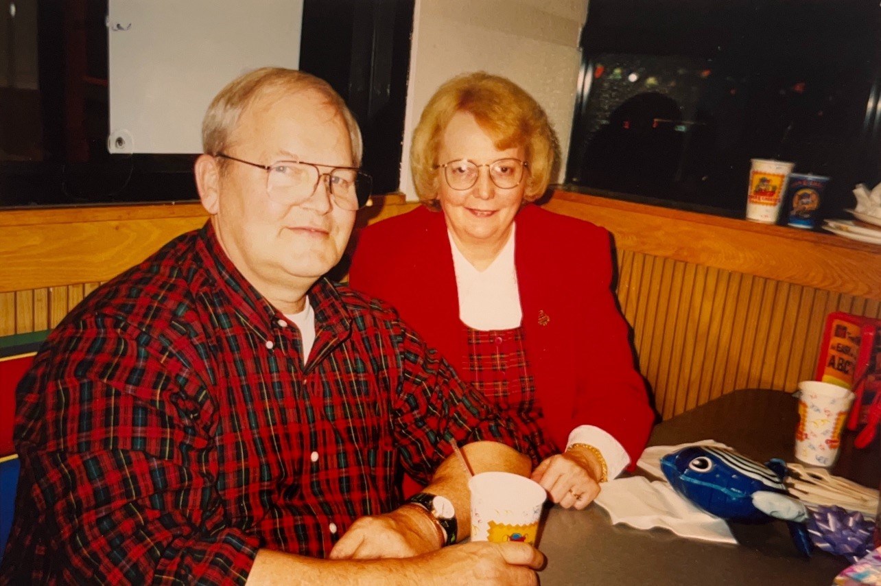 Obituario de Lynda Hall Six