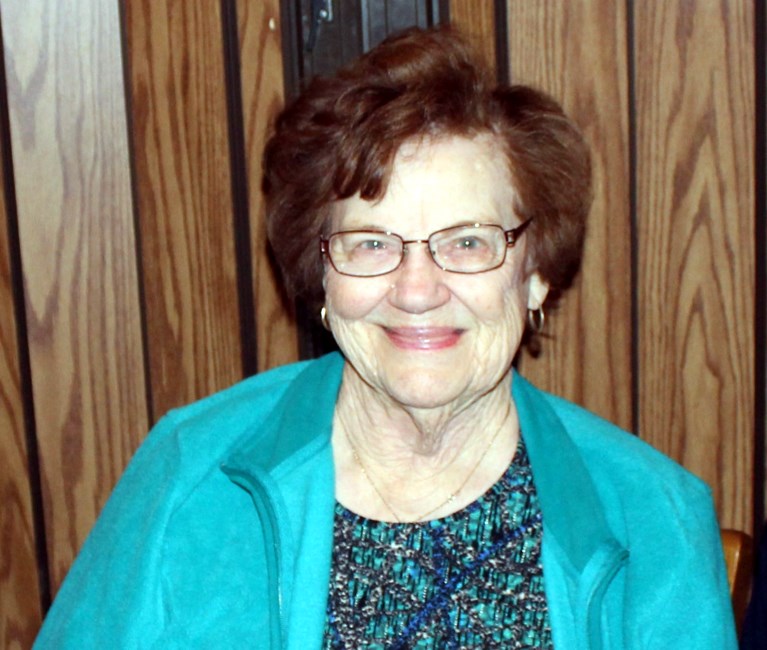 Obituary of Evelyn M. (Beck) Ray