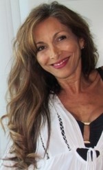 Milagros Lakin