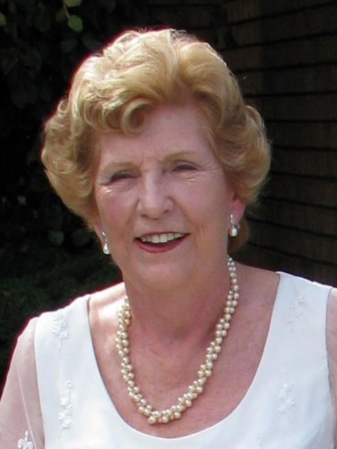 Obituary of Pearl "Penny" Smeelen (Barnes)