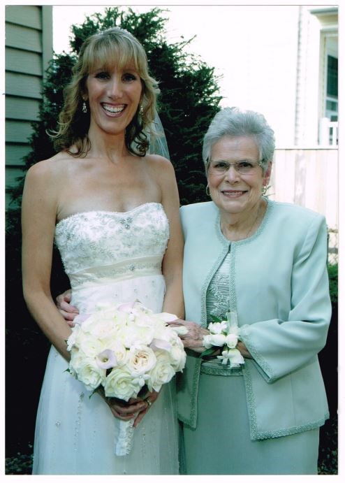 Obituary of Marie "Vi" Raymond