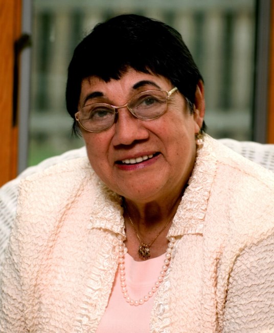 Obituary of Isabel Leader