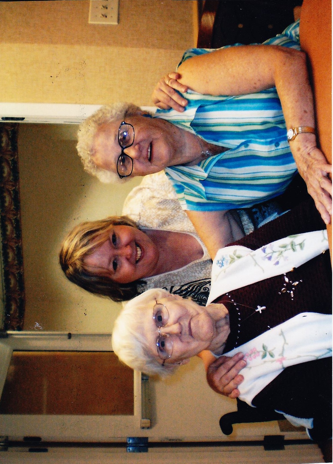 Obituary of Leona Howland