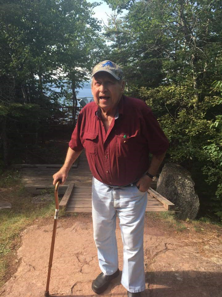 Obituario de Milton Patrick "Paddy" Roach