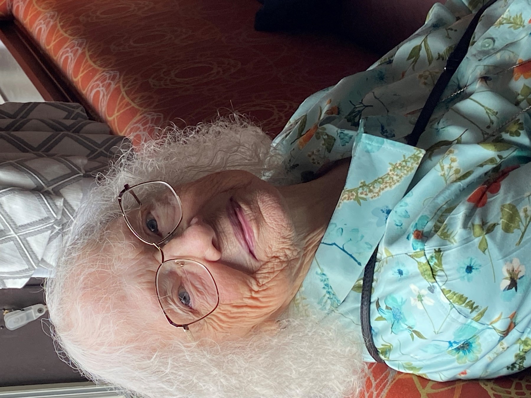 Obituary of Naomi H. Hogeweide