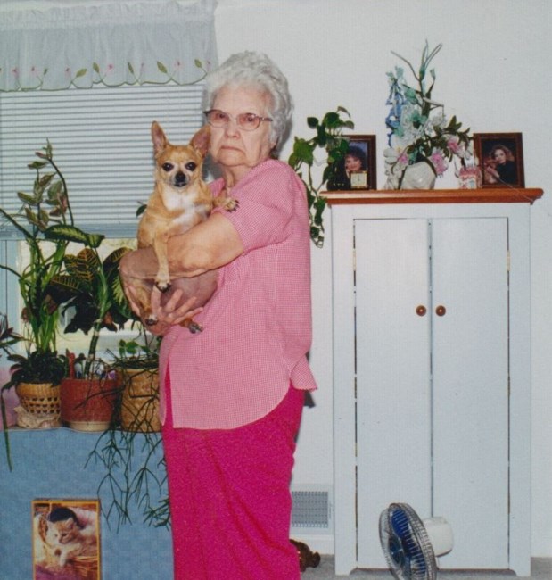 Obituary of Vivian Wood