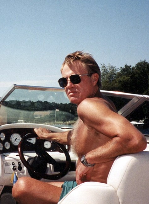 Obituary of Robert Laughton