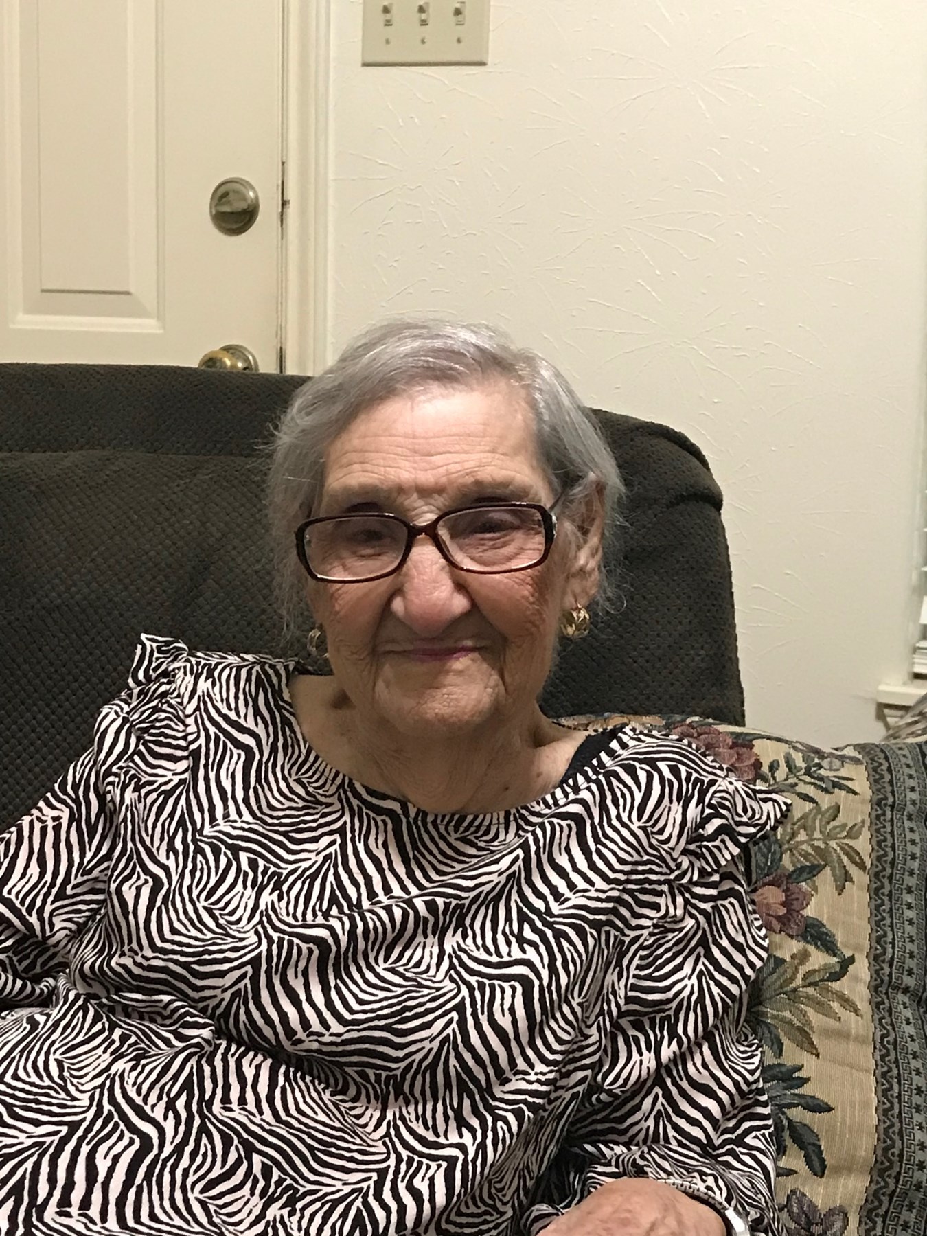 Obituary of Zenaida F. Pina